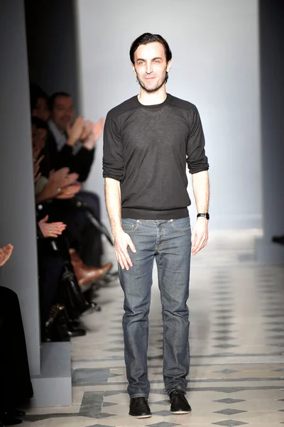 Look 35